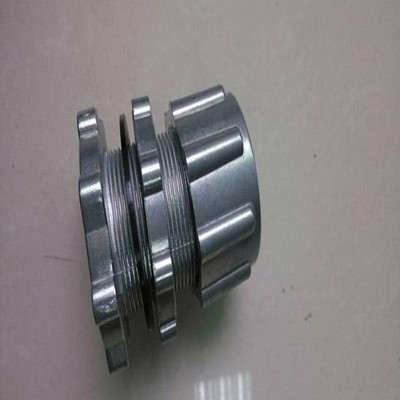 穿壁連接器 穿壁連接器